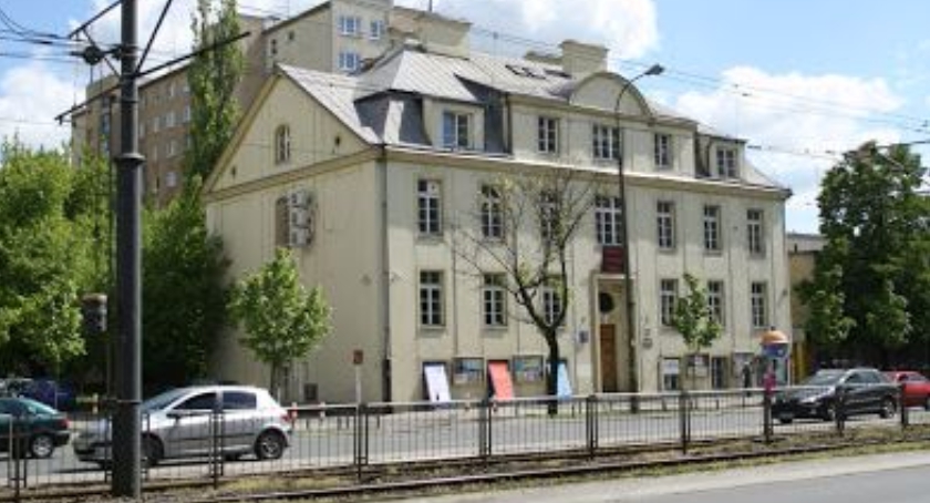 Ośrodek Kultury Ochoty na podium
