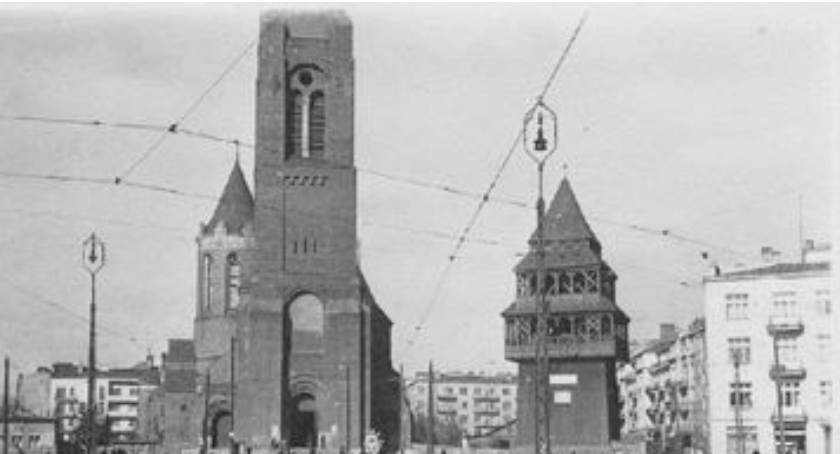„Historia zapisana w architekturze...