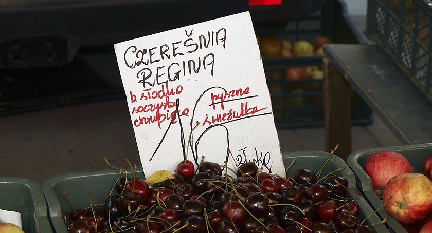 1 08 - pojawiły się pierwsze jeżyny i aronia. Czereśnie dalej w cenie.