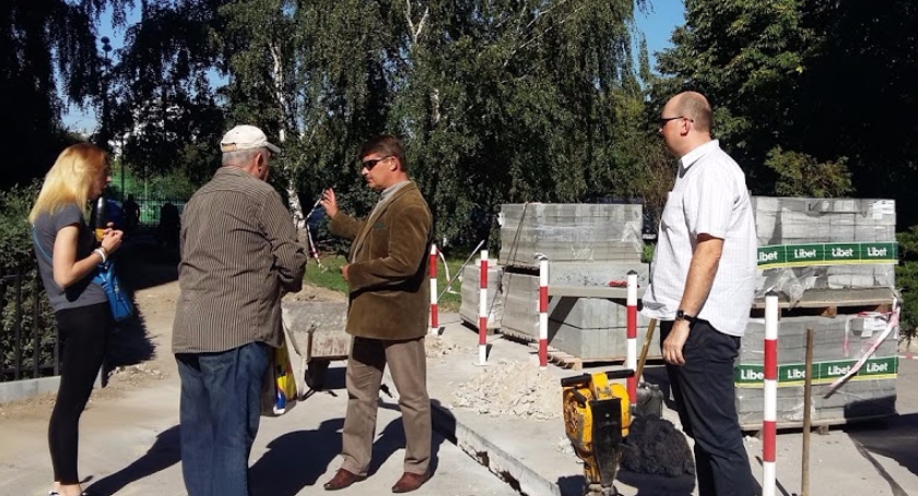 Nowe chodniki dla wspólnot mieszkaniowych przy 1-go Sierpnia 