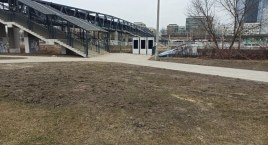 Kładka przy stacji kolejowej Warszawa Główna gotowa