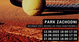 Letnie treningi tenisa w Parku Pięciu Sióstr 