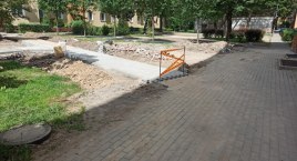 Remont podwórka przy Białobrzeskiej 