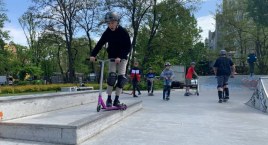 Zajęcia z jazdy na hulajnodze
