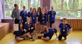 Szkoła Podstawowa nr 264 ma najlepsze piłkarki i piłkarzy na Ochocie