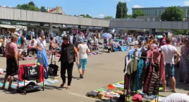 Garażówka czyli wyprzedaż na Zieleniaku