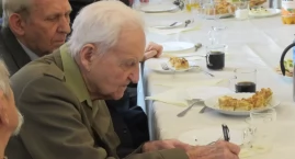 Tomek skończył 100 lat