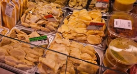 Sklep Dziesięć Deko i jego najlepsze pierogi na Ochocie