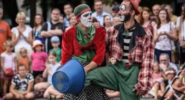 Festiwal Sztuka Ulicy -  „La Bella Tour” czyli cyrkowa nostalgia i humor