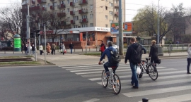 Re:„Królowie” chodników i przejść dla pieszych 