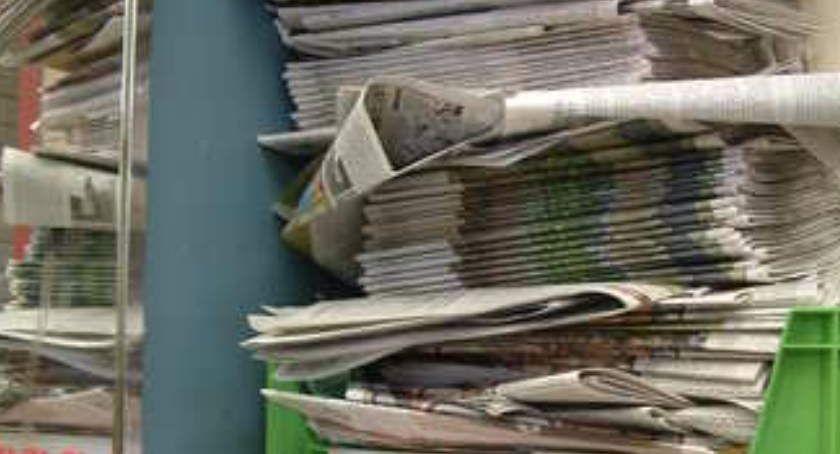 24-letni miłośnik gazet włamał się do kiosku, ukradł osiem, a teraz czeka go 10 lat za kratkami?