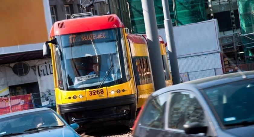 Na skrzyżowaniu Wołoskiej i Woronicza tramwaj potrącił pieszego czy pieszy wszedł pod tramwaj?