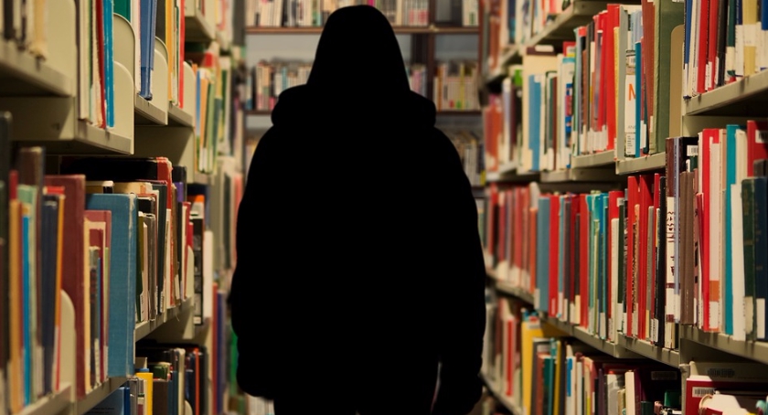 Biblioteka Publiczna przy ul. Puławskiej 43 ma poważne problemy finansowe i prosi o pomoc