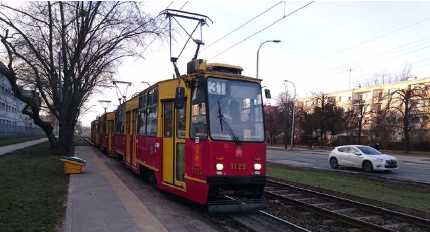 Tramwajowa „zawrotka” za stacją metra Wierzbno, na początek dla linii 31, już w połowie roku