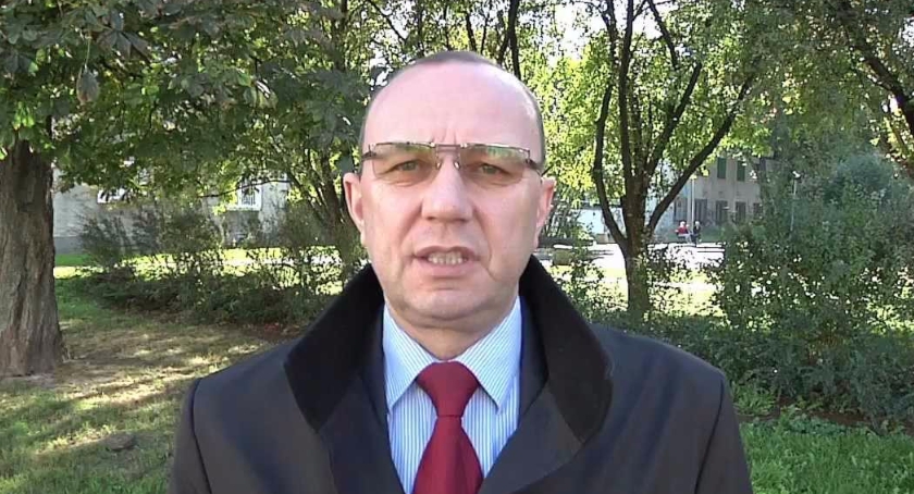 Czy burmistrz Bogdan Olesiński jest dobrym gospodarzem Mokotowa? Kim jest?