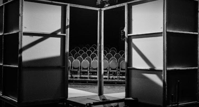 Październikowy repertuar - Teatr Druga Strefa
