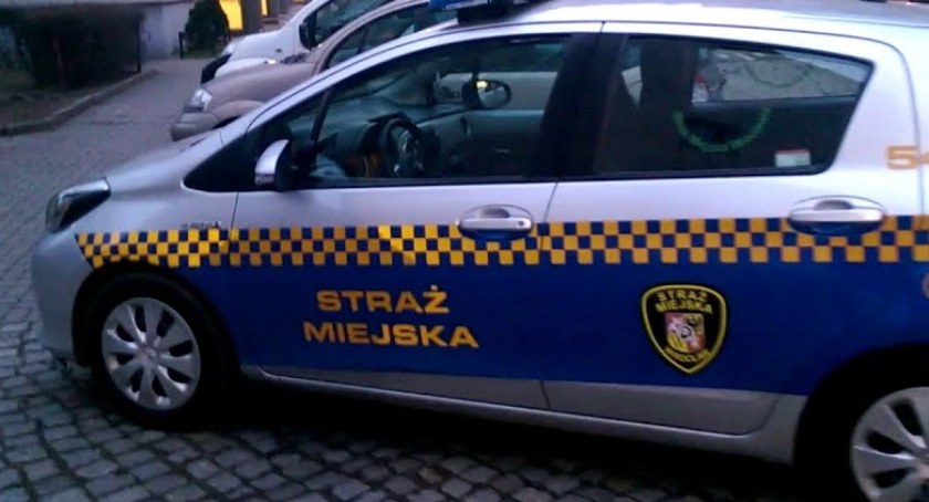 12-latka zataczała się przy ul. Jeziornej 