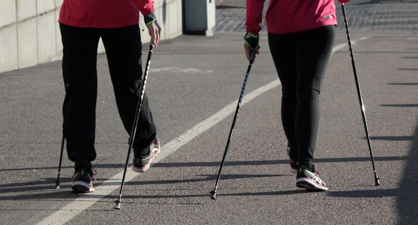Bezpłatne zajęcia z nordic walking na Mokotowie