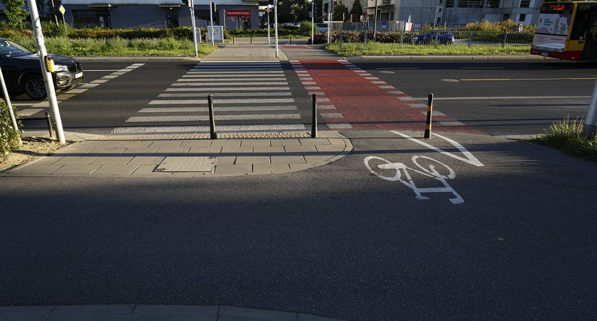 Ścieżki rowerowe i przejścia dla pieszych