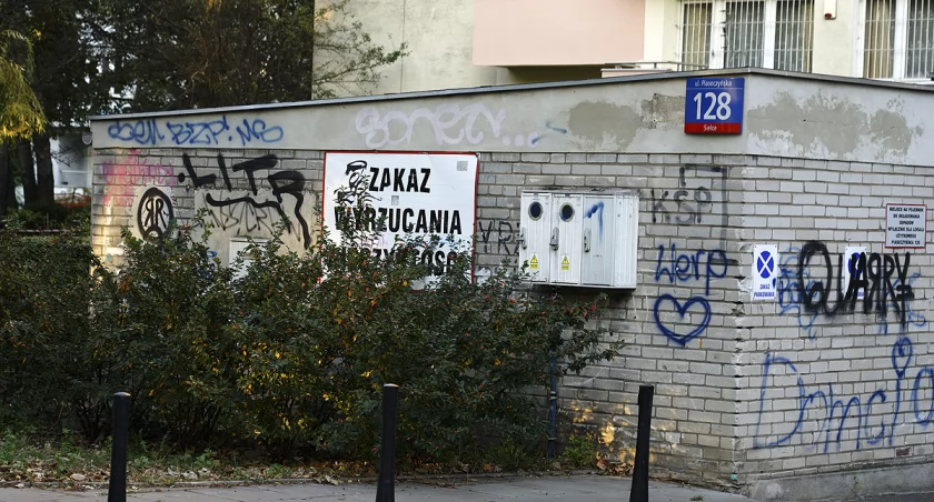 Ulica Piaseczyńska i zakazy
