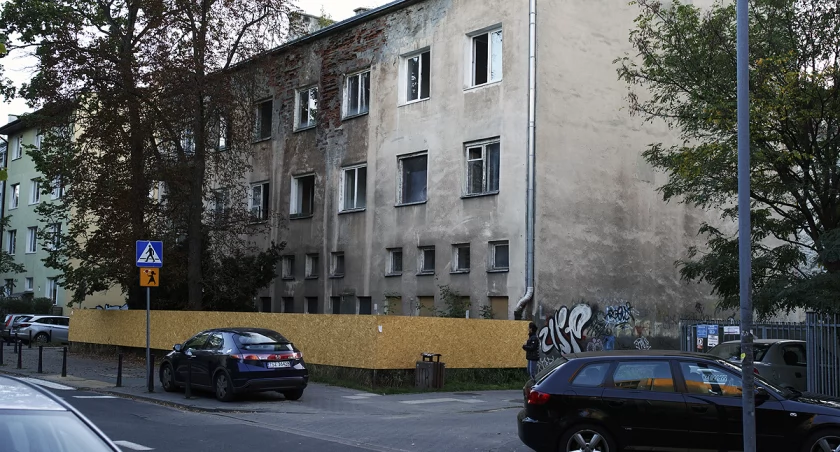 Ulica Stępińska 17