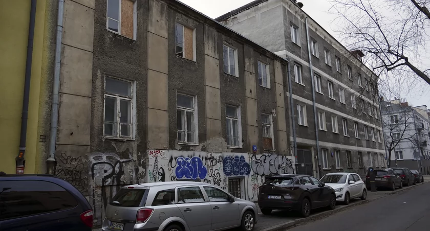 Kamienica przy ulicy Bałuckiego 25