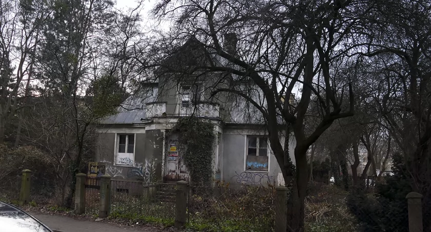 Nawiedzony dom na ulicy Tynieckiej