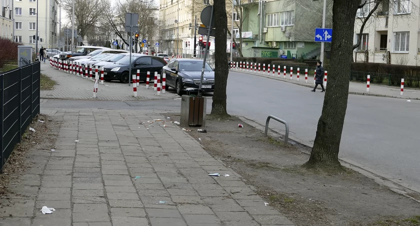 Zaśmiecony Mokotów