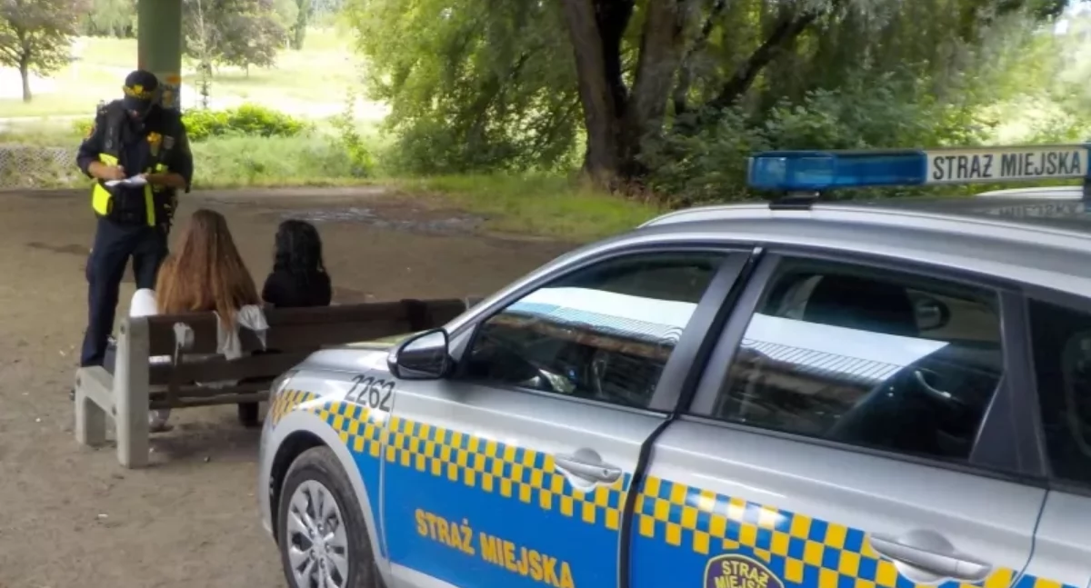 Oszukały sprzedawcę, zostały przyłapane na Mokotowie