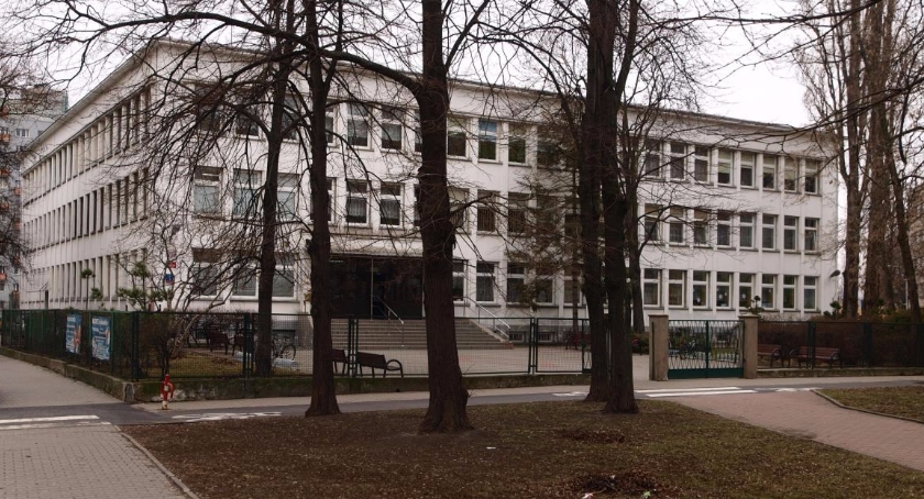 Dwujęzyczność w szkole szansą na wszechstronny rozwój
