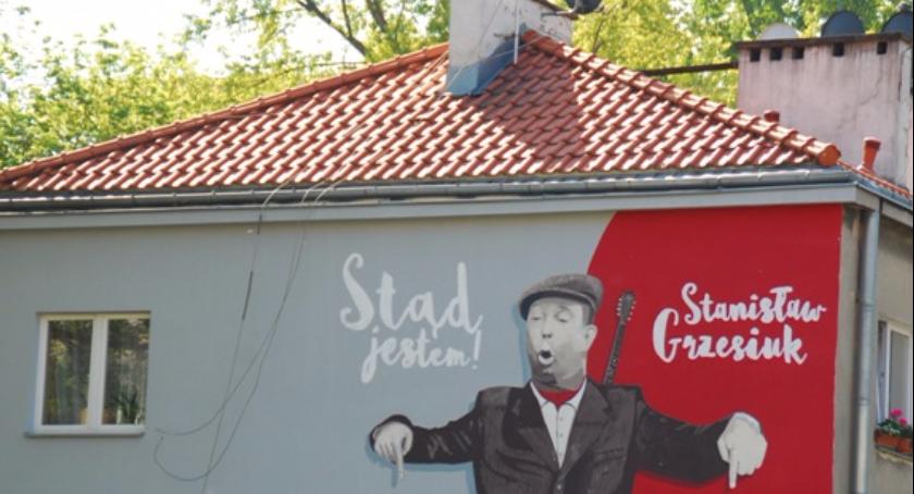 Dolny Mokotów świętuje 99. rocznicę urodzin Stanisława Grzesiuka. Z przytupem!