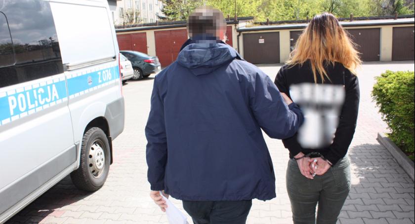 Dobrana para: ona 34 lata, on - 45, razem oszukiwali metodą „na policjanta”, a teraz razem posiedzą