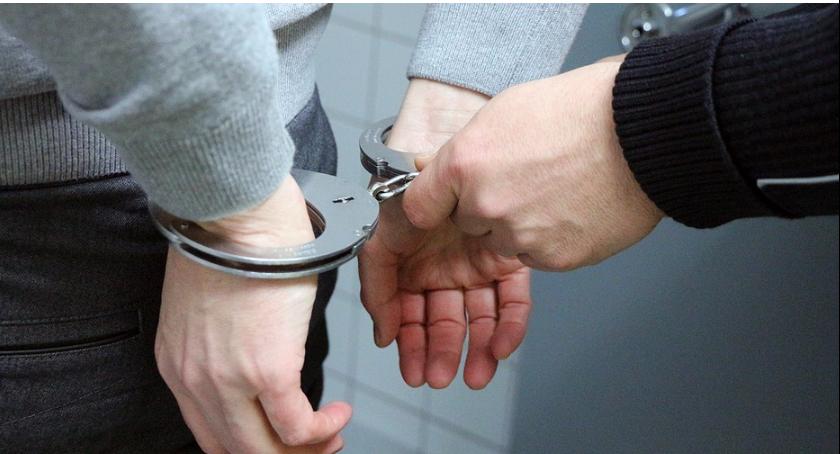 Ścigany listem gończym 44-letni Paweł S., ukrywający się przed więzieniem – ujęty przez... uczucia!