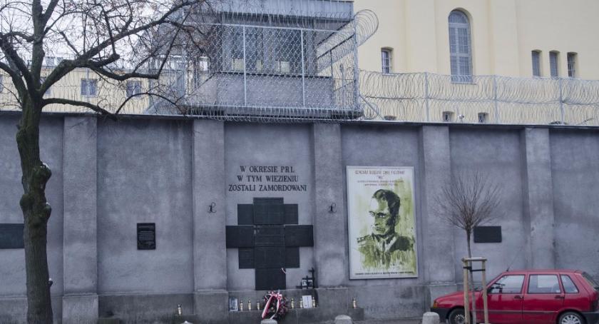 Znaleziono szczątki ofiar zamordowanych w byłym więzieniu śledczym na Rakowieckiej