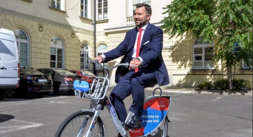 Dwie nowe stacje Veturilo na Mokotowie, czyli Mordor przesiada się na rowery