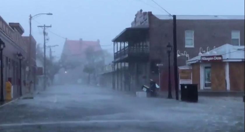 Leszek Gackiewicz, mieszkaniec Mokotowa, relacjonuje atak huraganu Irma prosto z Miami: