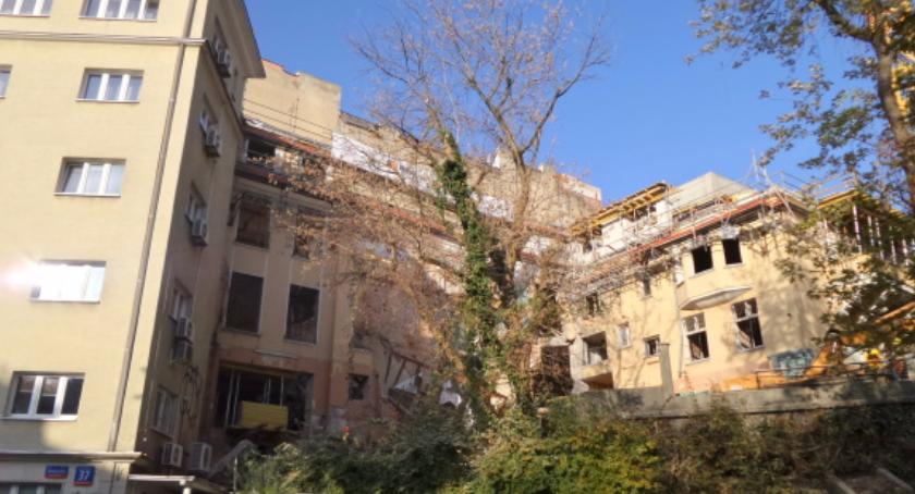 Na ulicy Słonecznej, obok Hotelu „Karat”, zawaliła się remontowana kamienica