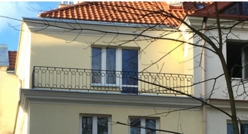Dom przy Ursynowskiej 30 będzie truł powietrze, bo - choć wyremontowany - to są roszczenia!