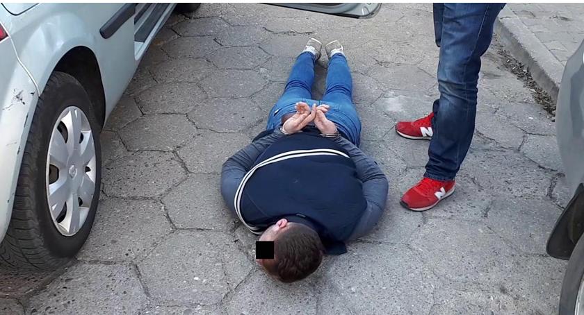 Gang oszustów działających metodą „na policjanta” został właśnie zlikwidowany!