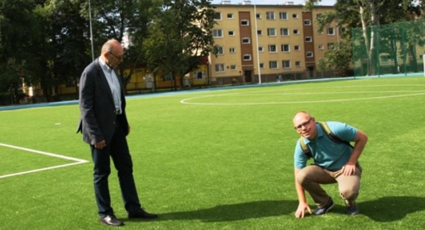 Szkoła Podstawowa nr 119 przy ul. Pułku Baszta ma nowe oblicze – po remoncie