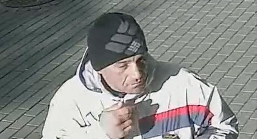 Ktoś widział tego mężczyznę? Jeśli tak, niech da znać policji. Prawdopodobnie to on ukradł rower!