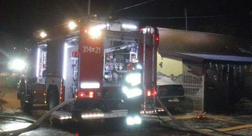 Pożar budynku przy ul. Kobylańskiej: fotorelacja z interwencji straży pożarnej