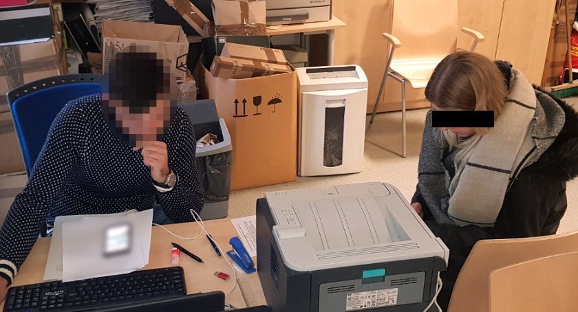 22-latka kradła czapki i skarpetki, będzie wykonywać prace społeczne
