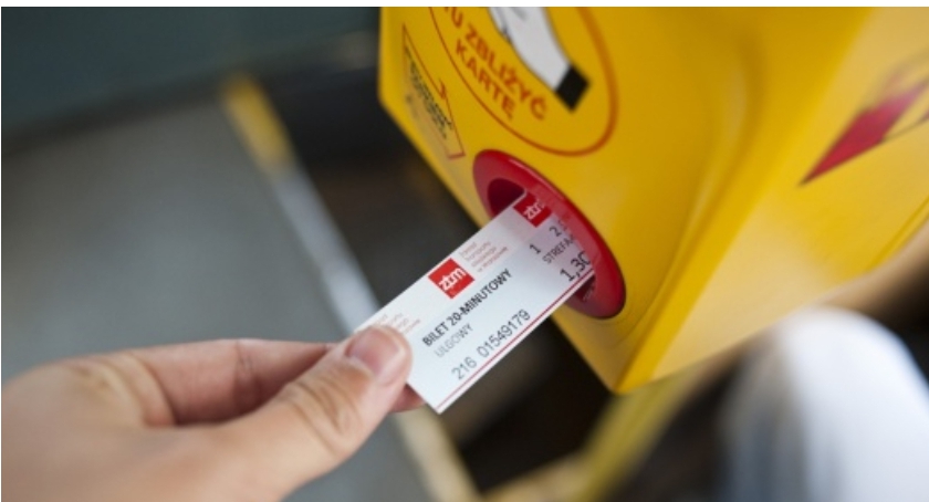 Uczniowie podstawówek będa jeździć bez biletu? Jest interpelacja
