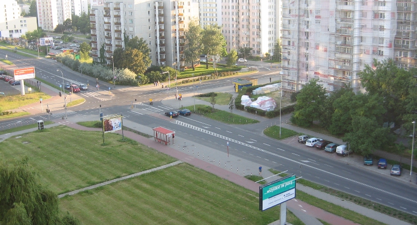 Aleja Lotników wzleci rowerami i zielenią?