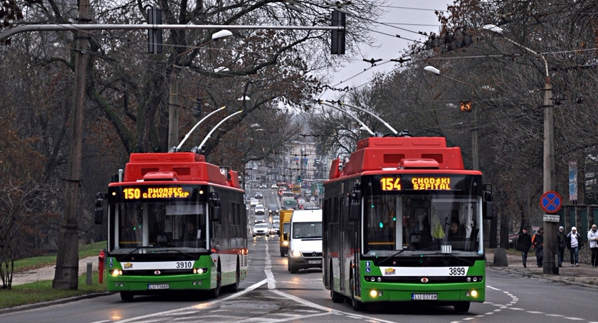 Elektryczne autobusy z Ursusa wyjadą na ulice Warszawy… na uwięzi