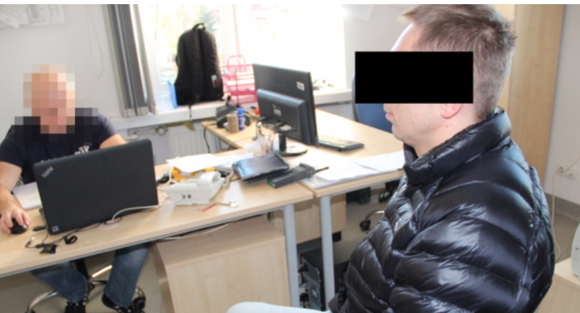   43-letni pedofil myślał, że składa propozycję 14-latce, a to była dorosła kobieta