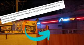 Skarżą się na neon warsztatu przy ul. Maklakiewicza 10