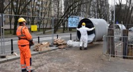Odnawiają kolektor Nadbrzeżny przy ul. Czerniakowskiej! 