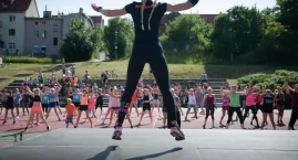Nie piłka nożna, nie koszykówka, a... zumba!